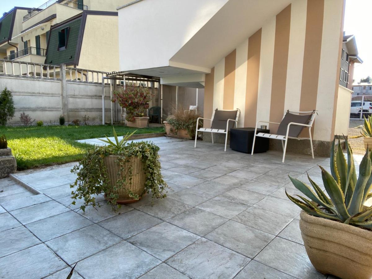 Appartamento Zena Saronno Exterior photo